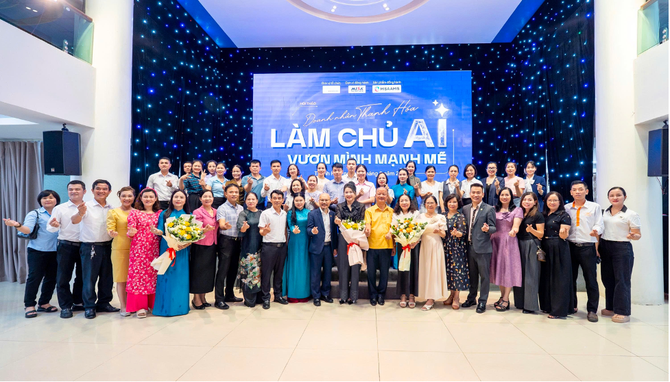 Đại lý thuế An Hiểu Minh tham dự Hội thảo Doanh nhân Thanh Hóa làm chủ AI – vươn mình mạnh mẽ